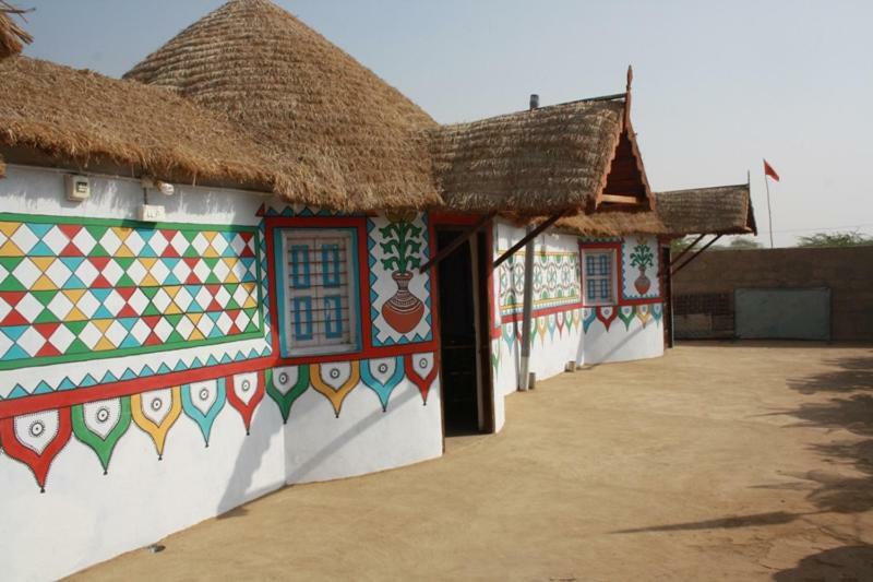 Rann Bhumi Homestay Resort Hodka Экстерьер фото